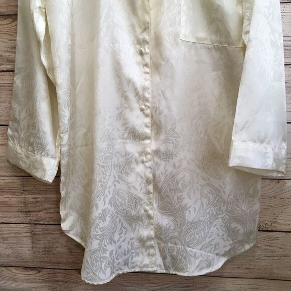 NEW WITH TAGS VINTAGE LA II SLEEP SHIRT IN CREAM‎ - Picture 3 of 8